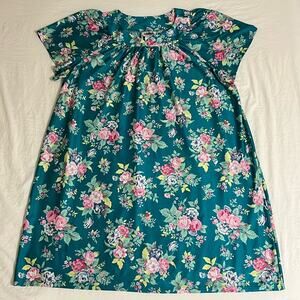 Vintage nightgown Size 1X-2X